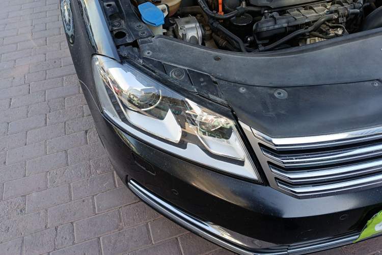 Used Volkswagen Magotan 2012 Revised 1.8TSI Luxury Version
