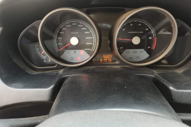 Used Brilliance Junjie FRV 2010 1.3L Manual Comfort Edition Odometer Close Up