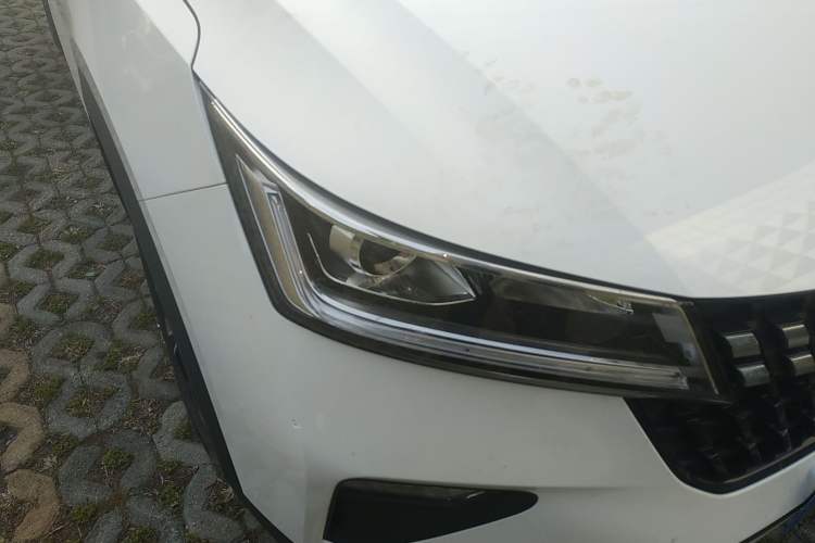 Used Wuling Alvez 2022 1.5L Manual Free-Style Model Right Front Headlight