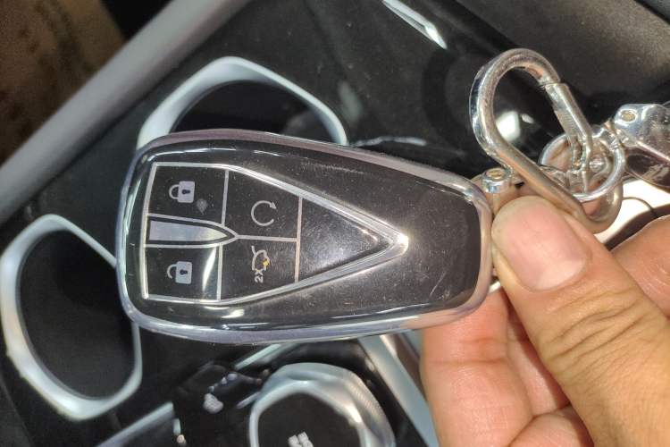 Used CHANGAN Eado 2025 PLUS 1.4T Dual-Clutch High-Energy Version Vehicle Key