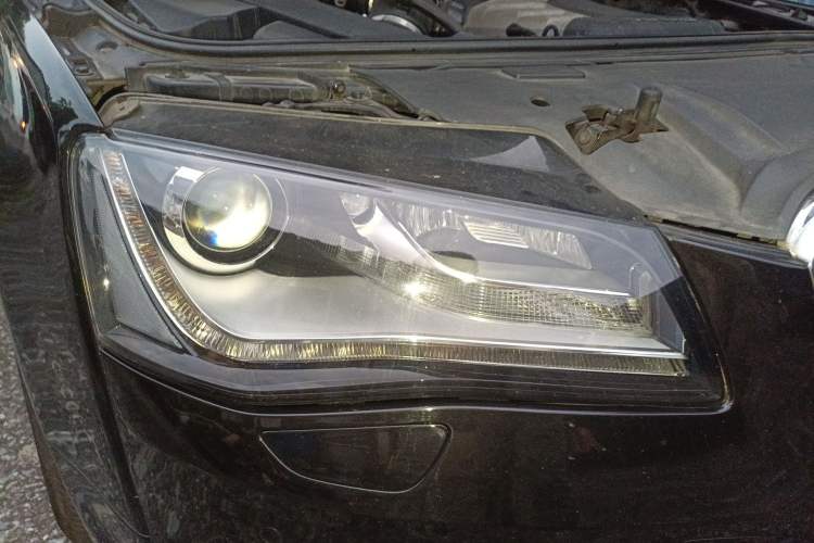 Used Audi A8 2013 A8L 45 TFSI quattro Luxury Model Right Front Headlight