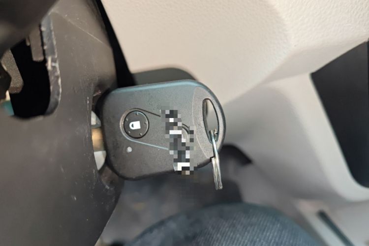 Used Jinbei New Hiace X30L 2024 Champion Edition Passenger Vehicle 5/6/7 Seats Vehicle Key