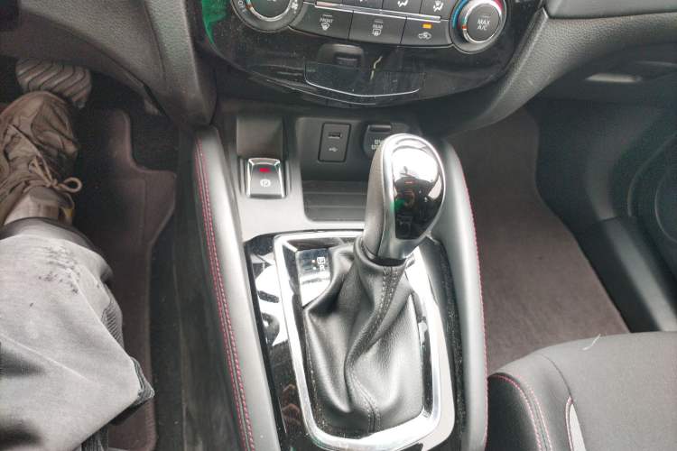 Used Nissan Qashqai 2019 2.0L CVT Smart Enjoyment Version