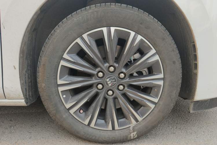 Used Buick GL8 2025 Lu Zun Deluxe Edition