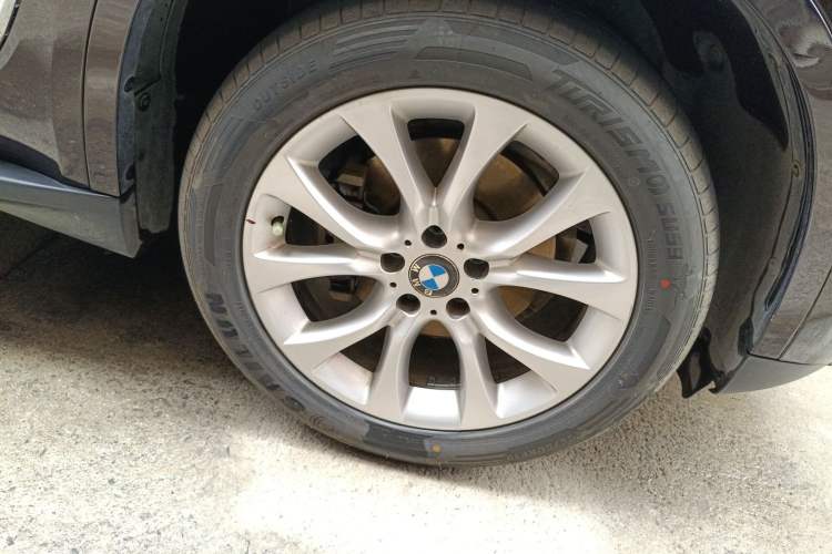 Used BMW X5 2018 xDrive28i
