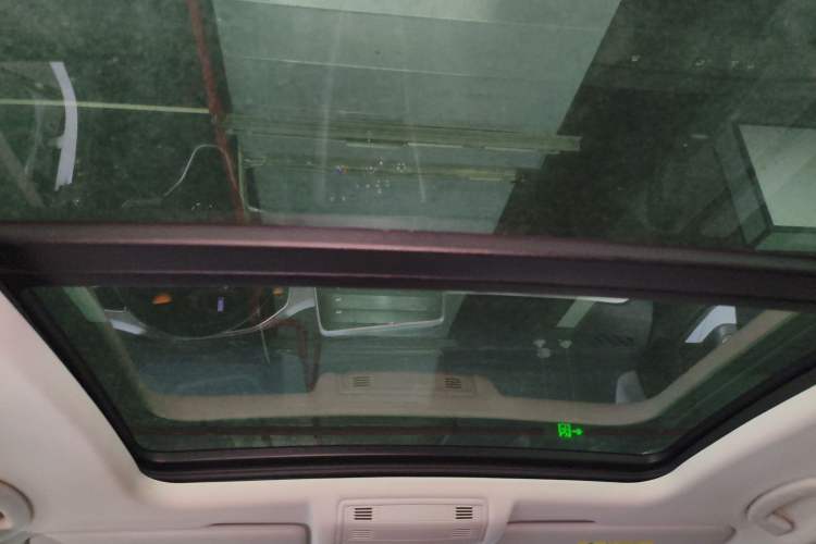 Used Volkswagen T-ROC 2024 280TSI DSG Two-Wheel-Drive Time Edition
