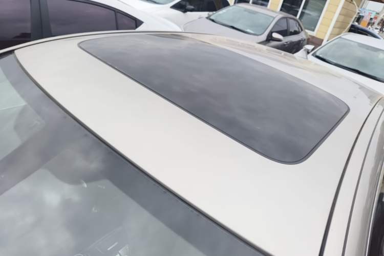 Used BMW 5 Series 2014 525Li Luxury Design Package