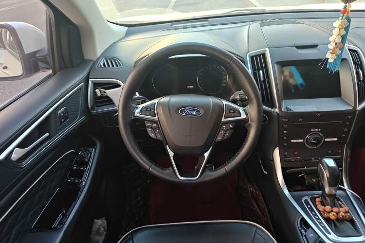 Used Ford Edge 2017 EcoBoost 245 Four-Wheel-Drive Flagship 7-Seater