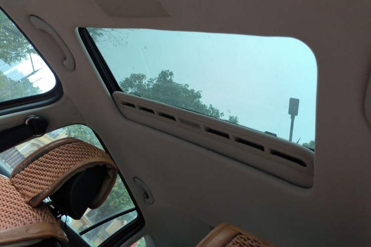 Used Volkswagen Cross Lavida 2014 1.4TSI DSG
