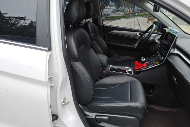 Used Haval M6 2021 PLUS 1.5T DCT Luxury Smart Connectivity Model