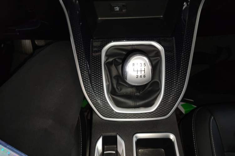 Used Haval M6 2021 PLUS 1.5T Manual Luxury Smart Connectivity Model
