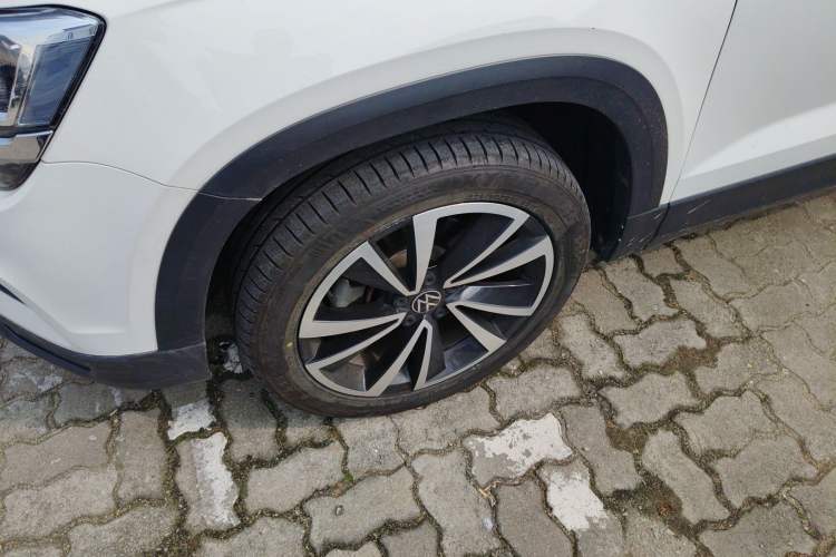 Used Volkswagen Tharu 2020 280TSI Two-Wheel Drive Luxury Plus Version China VI Standard Exterior 4