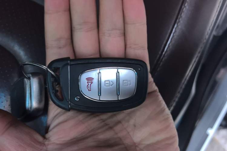 Used Bisu T5 2017 1.5T Manual Luxury Model
