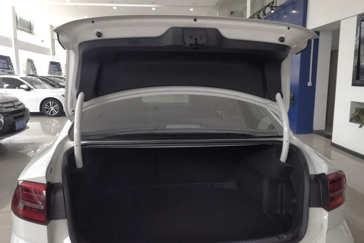 Used Volkswagen Lamando 2021 Facelift 280TSI DSG Comfort Edition (Manual Air Conditioning) Trunk