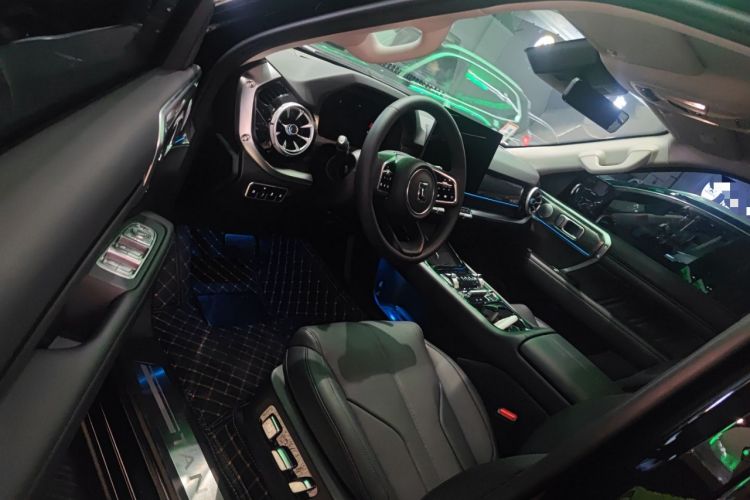 Used Tank 400 New Energy 2026 Model—Hi4-Z Smart Enjoyment Version Interior 3