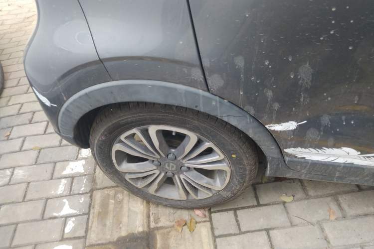 Used Leapmotor T03 2021 400 Lite Edition - Lithium-Ion Battery Right Rear Wheel Hub