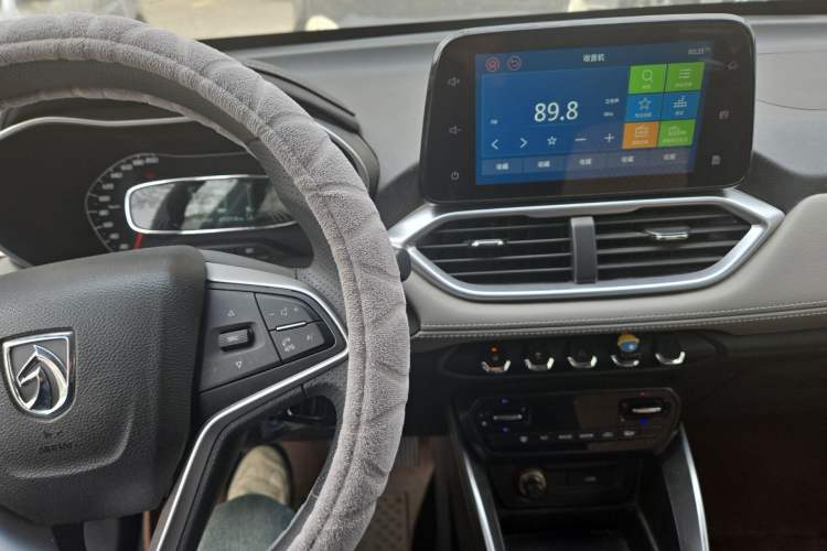 Used Baojun 510 2017 1.5L Manual Fashion Model
