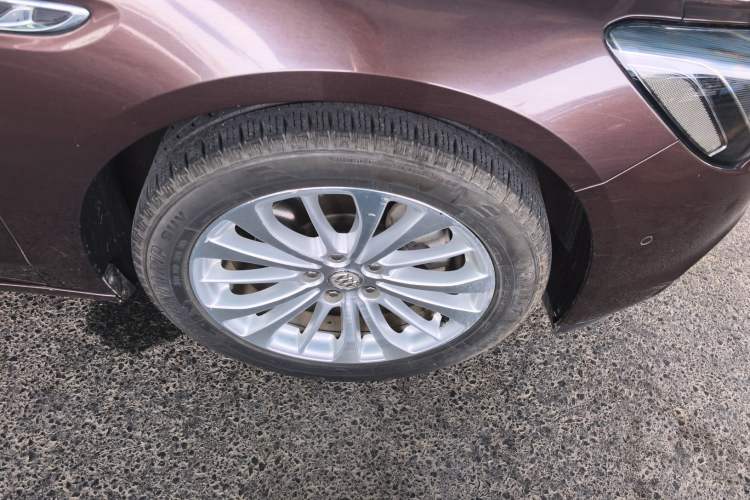 Used Buick LaCrosse 2016 28T Luxury Version