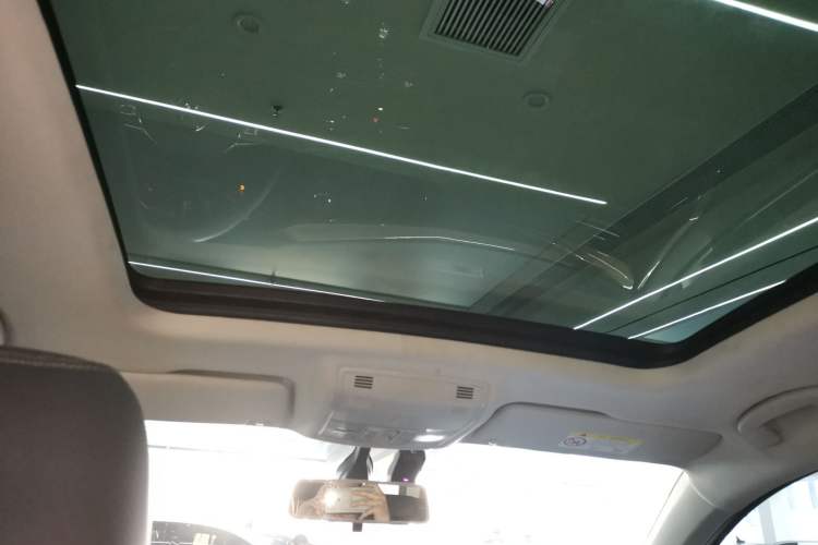 Used Volkswagen Tharu 2021 280TSI Two-Wheel-Drive Luxury Plus Edition