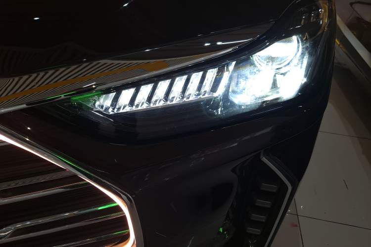 Used JETOUR X70 PLUS 2021 1.6T DCT Pro 7-seater