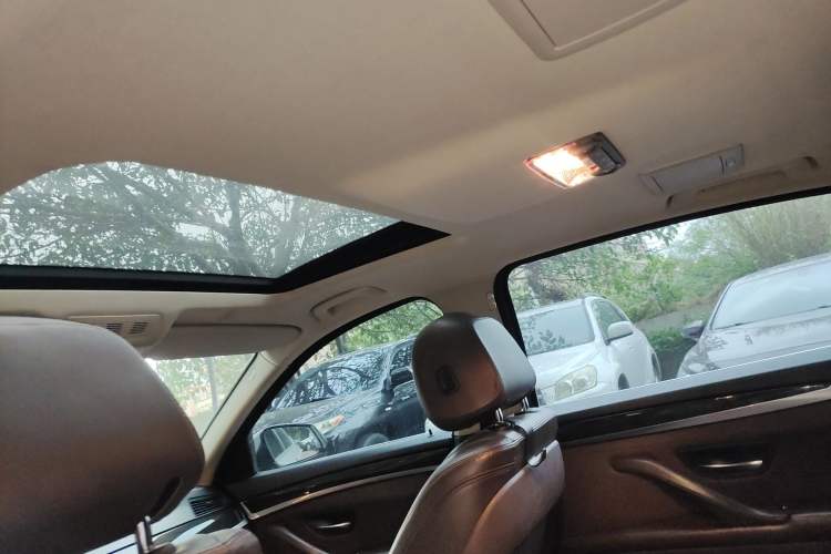 Used BMW 5 Series 2014 525Li Luxury Design Package