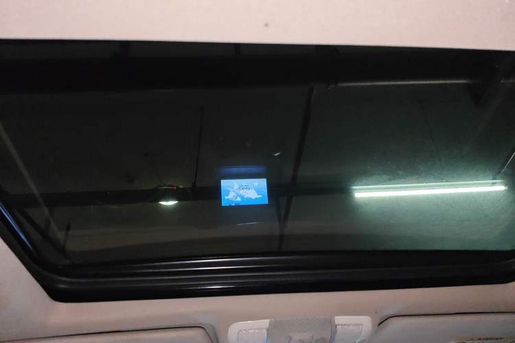 Used Mercedes-Benz GLK-Class 2013 GLK 300 4MATIC Dynamic Sunroof Model Headliner