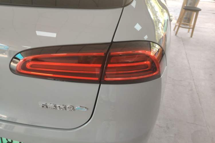 Used Wuling Bingo PLUS 2024 510 km Flagship Edition Four-Seater Version Exterior 1