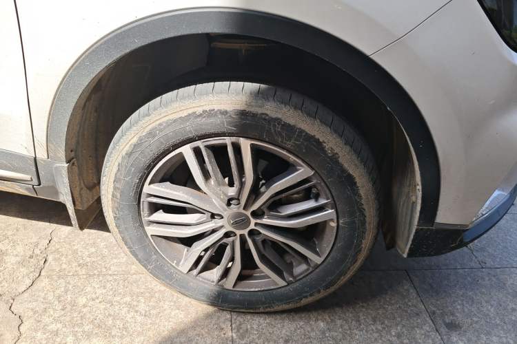 Used Geely Auto Emgrand X7 Sport 2020 1.8TD DCT ZhiZun PRO