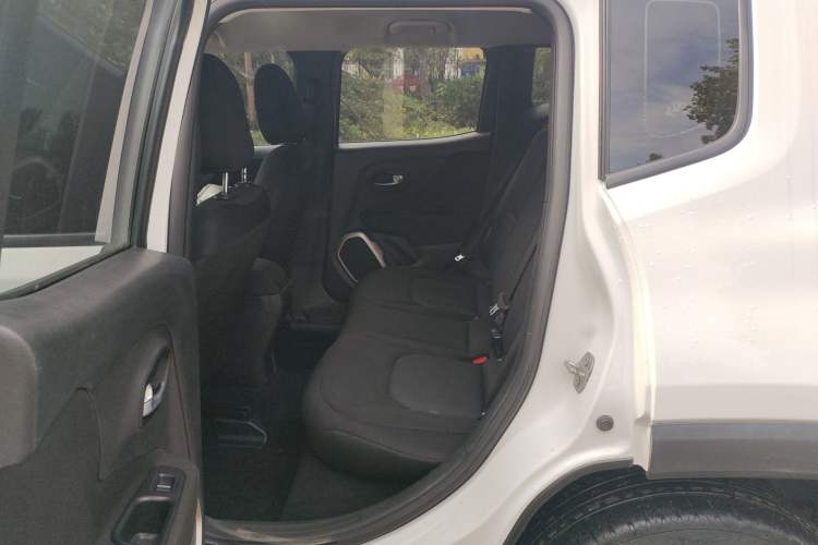 Used Jeep Renegade 2016 1.4T Manual Kinetic Edition