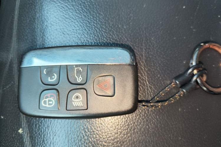 Used Land Rover Discovery Sport 2017 2.0T PURE Vehicle Key