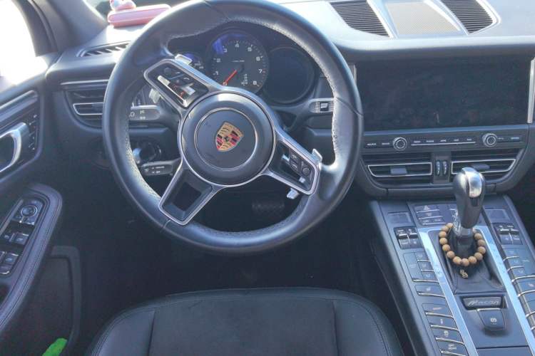 Used Porsche Macan 2018 Macan 2.0T
