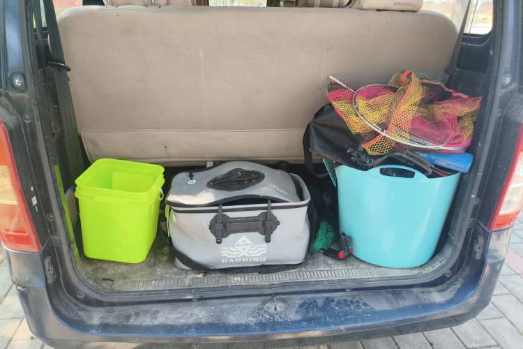 Used Wuling Rongguang V 2015 1.2L Standard Version
