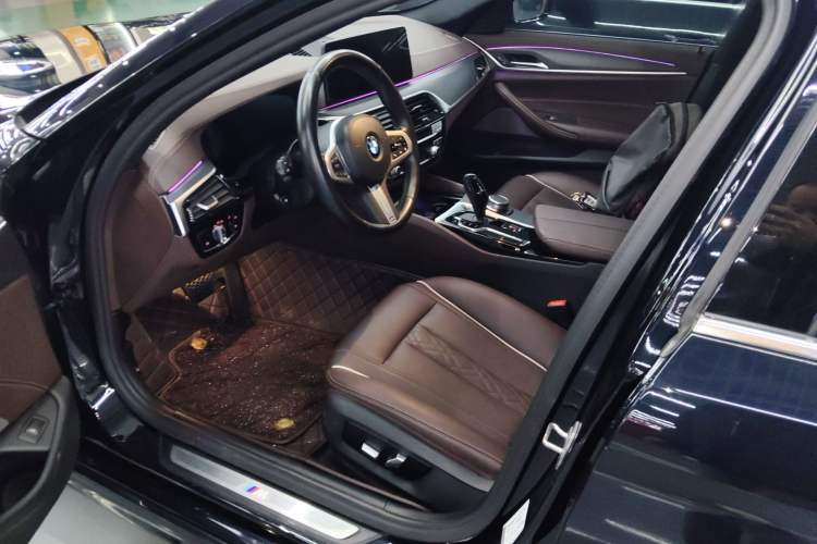 Used BMW 5 Series 2022 Restyled 530Li Leading Edition M Sport Package
