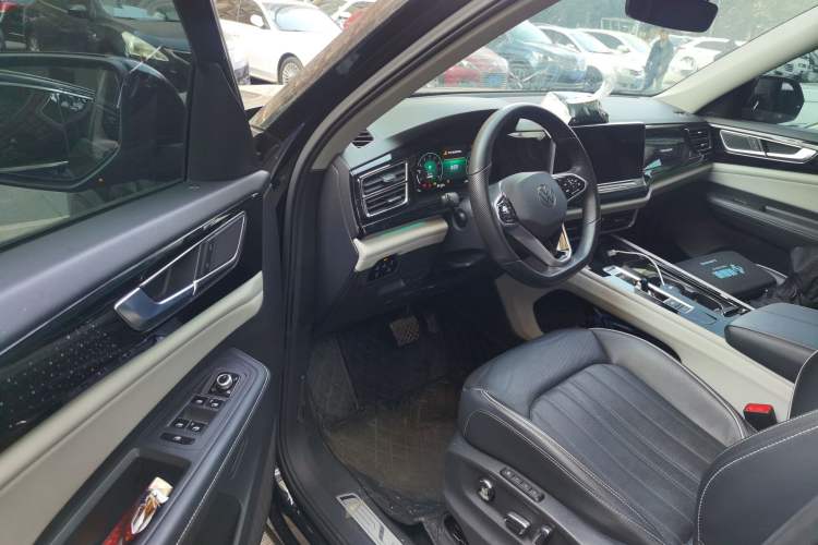 Used Volkswagen Teramont 2022 330TSI Two-Wheel-Drive Prestige Luxury Edition