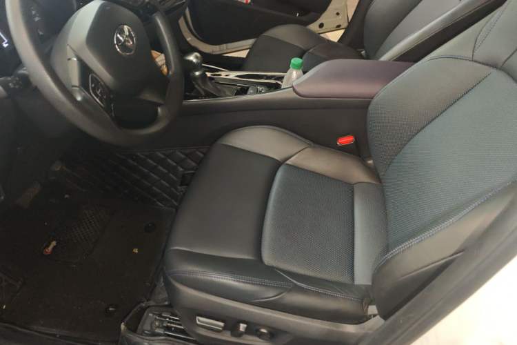 Used Toyota C-HR 2020 2.0L Leading Edition Left Front Seat