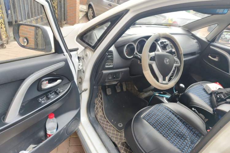 Used CHANGAN CX20 2014 1.4L Manual Sport Edition China V Standard Driver Seat