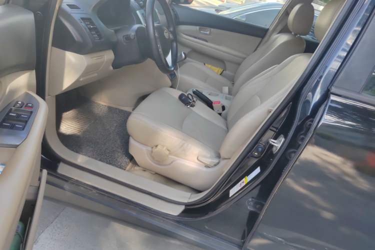 Used BYD S6 2012 2.0L Manual Luxury Version