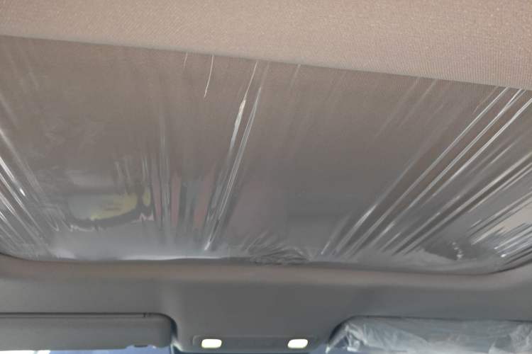 Used Nissan N6 2026 Model 180 Max Headliner