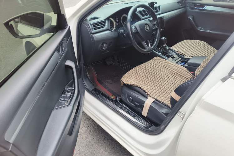 Used Skoda Superb 2018 TSI280 DSG Standard Edition China VI
