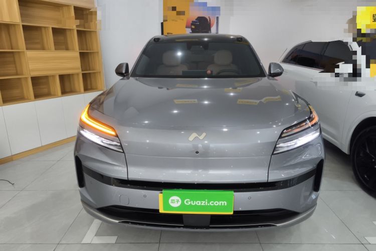 Used ONVO Luxeed L90 2025 Model—Ultra Six-Seater Version