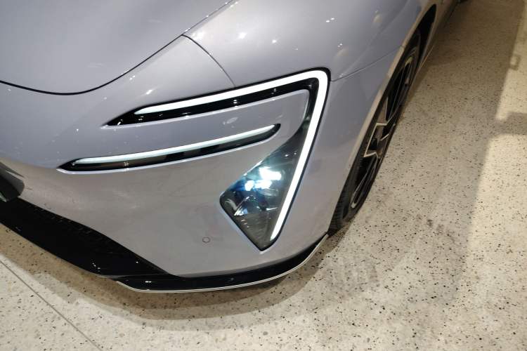 Used Avatr 06 2025 Pro Range-Extended Edition Left Front Headlight