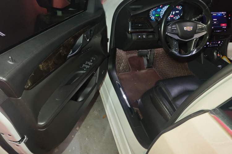 Used Cadillac CT6 2019 28T Luxury Model
