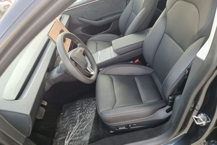 Used Tesla Model 3 2023 Long-Range All-Wheel-Drive Version