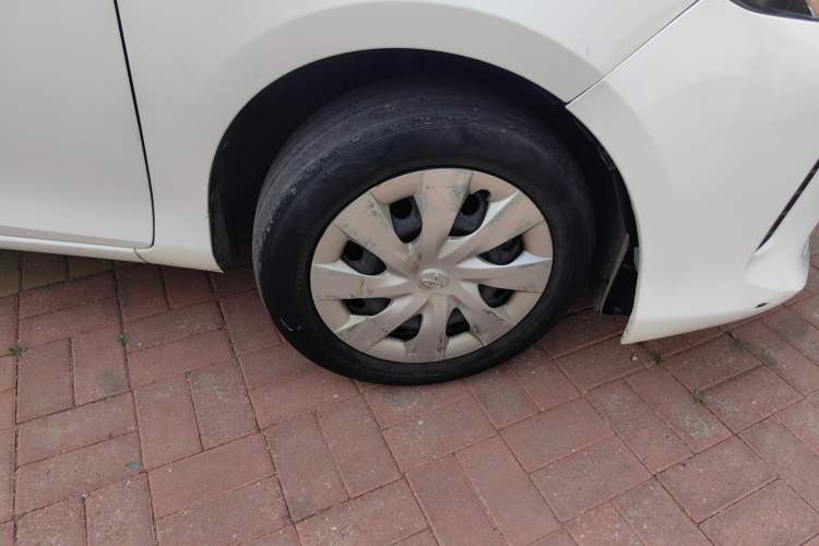 Used Toyota Vios 2019 1.5L Manual Trend Edition Right Front Wheel Hub
