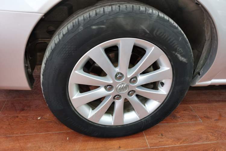 Used Buick GL8 2014 2.4L Classic Edition
