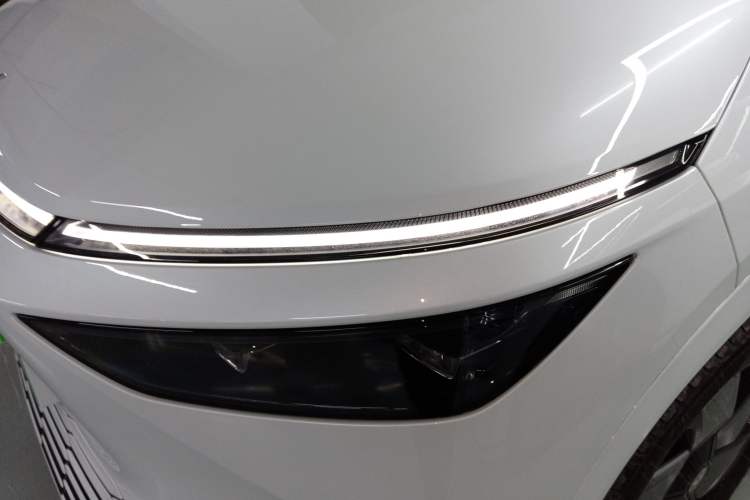 Used XPeng X9 2024 702 Ultra-Long Range Max