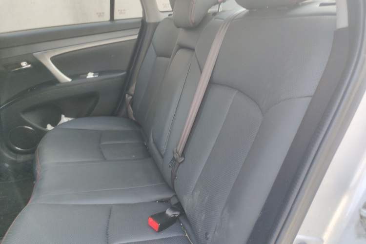 Used Haima M6 2015 1.5T Manual Luxury Model Left Rear Seat