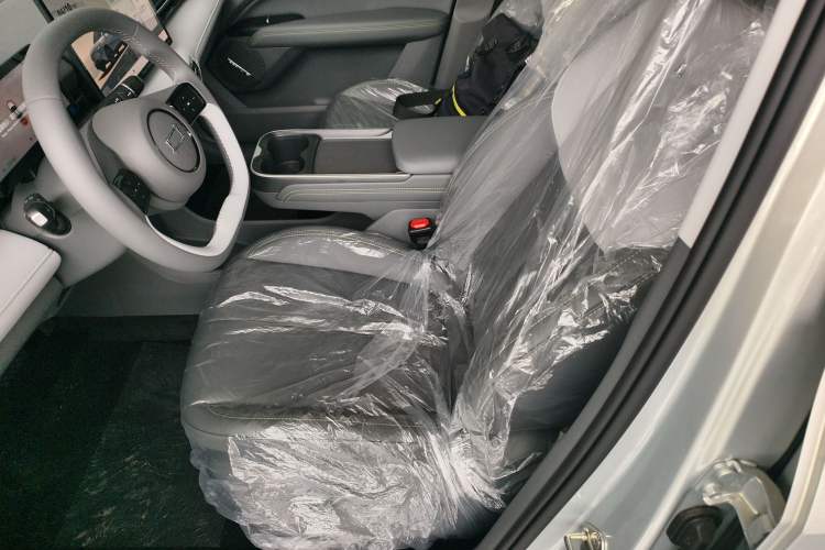 Used Bestune Yueyi 03 2025 445km Joyful Edition Left Front Seat