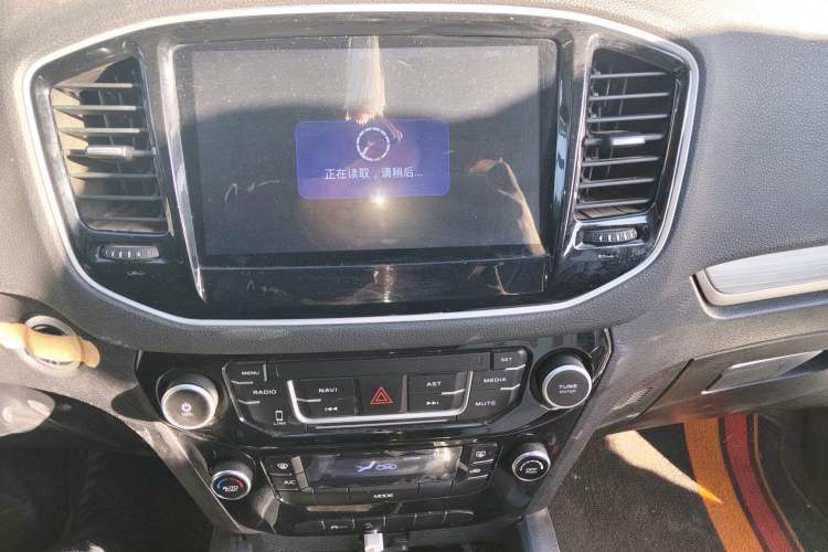 Used Geely Auto Vision X6 2016 1.8L Manual Luxury Model