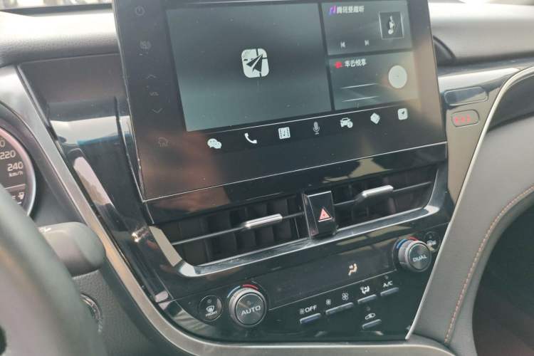 Used Toyota Camry 2021 2.0G Luxury Edition Audio And AC Panel